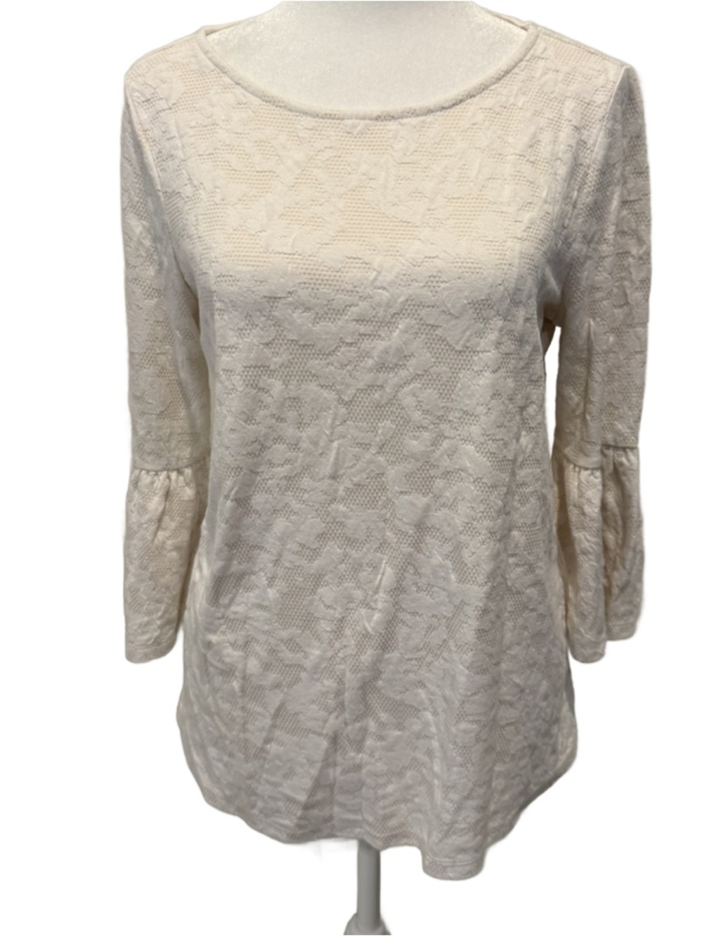 Ellen Tracy Cream Lace-Texture 3/4 Sleeve Tunic. Small